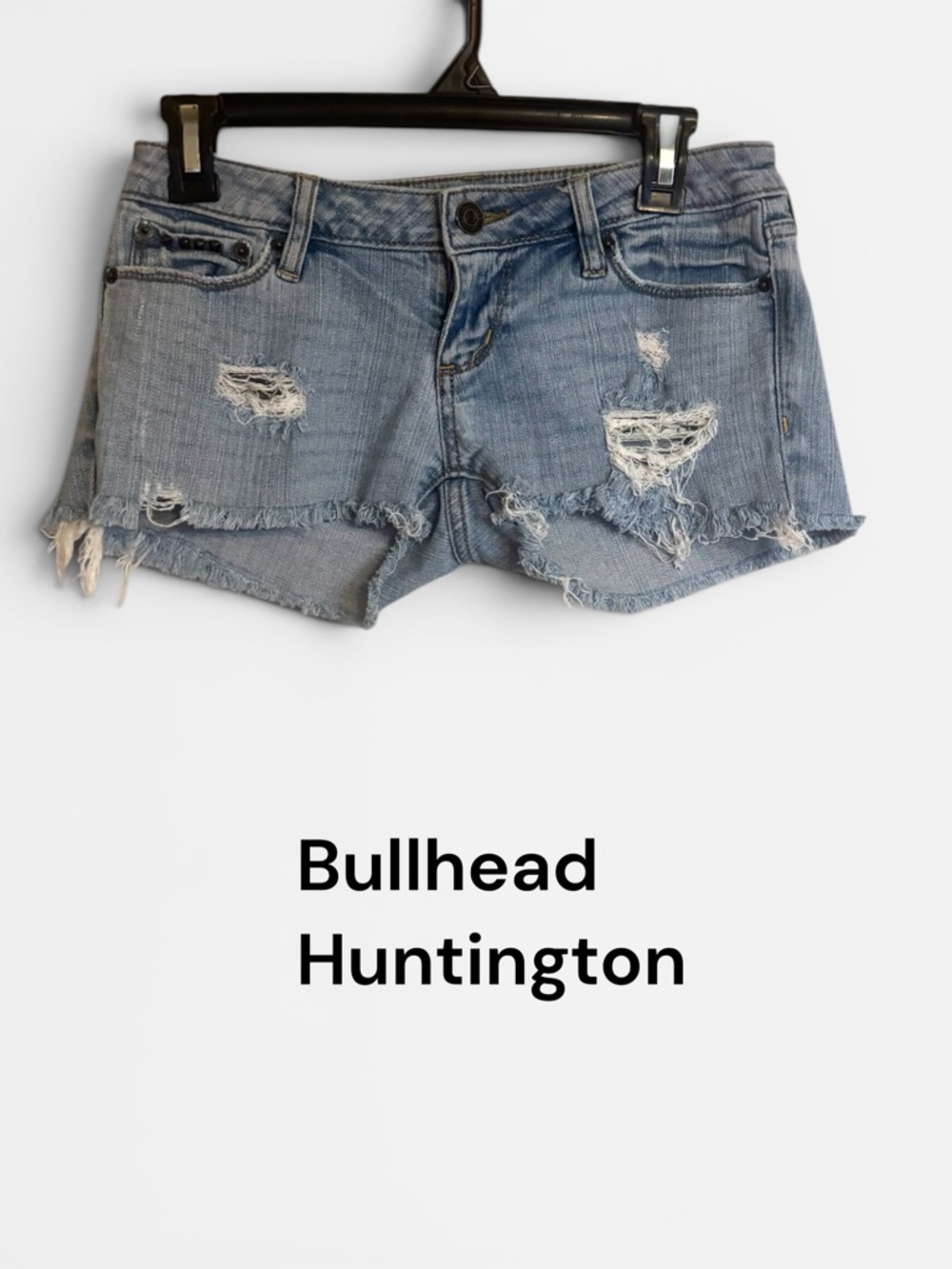 Bullhead Huntington Distressed Denim Shorts with Branded Button      #F
